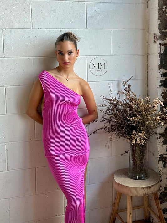 Naomi split gown - flamingo